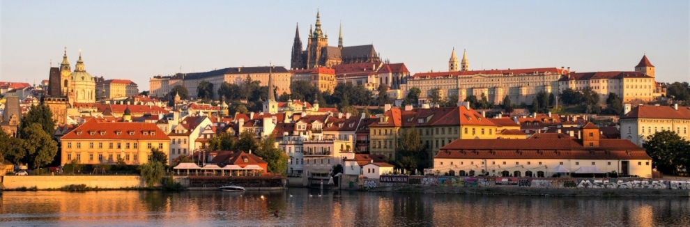 Panorama von Prag - Prague Morning (Roman Boed)  [flickr.com]  CC-BY 
Infos zur Lizenz unter 'Bildquellennachweis'